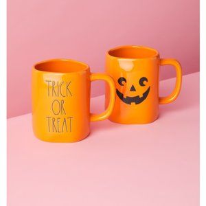 RAE DUNN 2pk Ceramic Trick Or Treat Mugs New in box